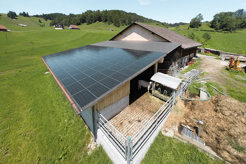 clevergie Photovoltaik Indachanlage Landwirtschaftsbetrieb